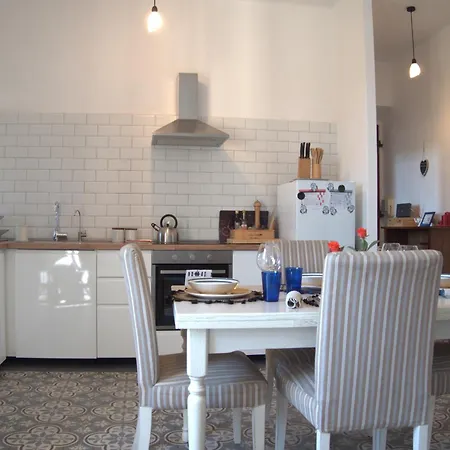 Appartamento Via Grandi - Free Gated Parking - 5 Minutes From Center Lucca Exterior photo